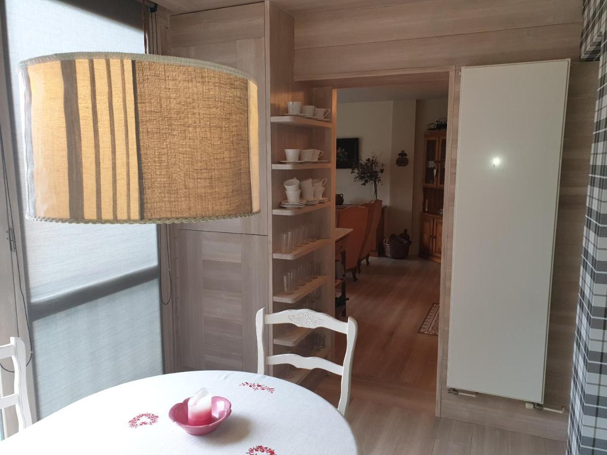 Apartamento Los Valles Jaca Exterior foto